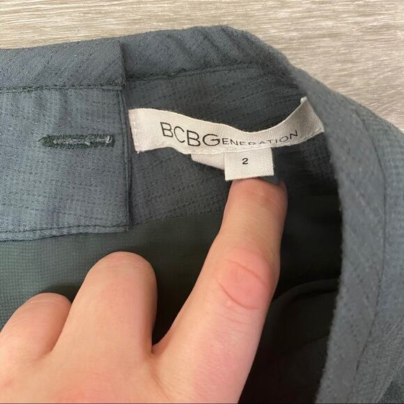 BCBGeneration Wrap Skirt in Dark Green Size 2 - Picture 6 of 7